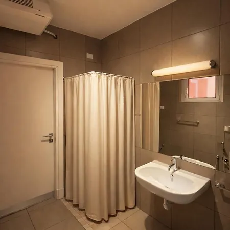 Lakeside - 1br With Pool Access Appartement Maccagno